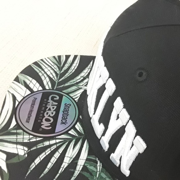 Brooklyn Hat Snapback Embroidered Hawaiian Carbon - Picture 6 of 6